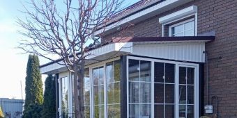 Остекление беседки их ПВХ профиля KBE 58мм