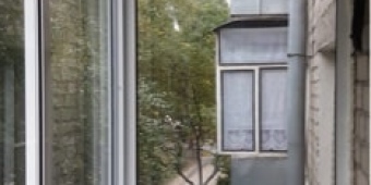 Установка алюминиевого балкона